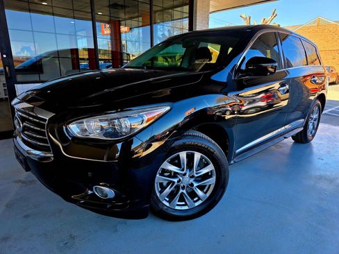 Used 2013 INFINITI JX35 AWD w/ Premium Pkg image 7