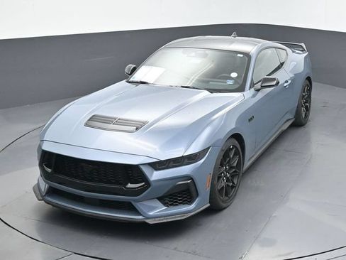 Used 2025 Ford Mustang GT Premium w/ GT Performance Package RWD image 38