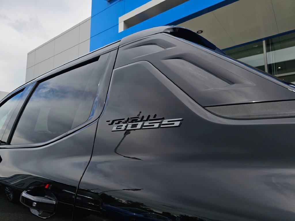 Used 2026 Chevrolet Silverado EV Trail Boss AWD/4WD image 19