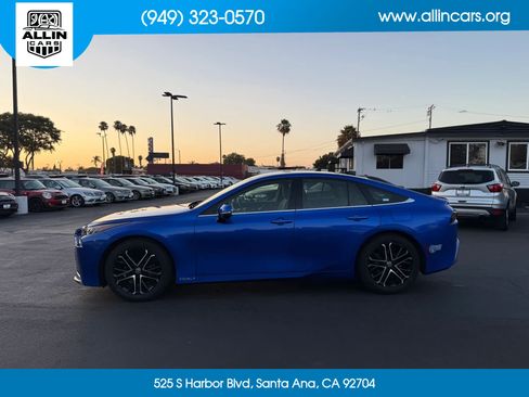 Used 2021 Toyota Mirai RWD image 4