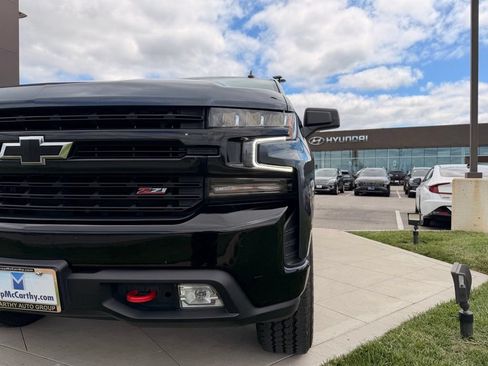 Used 2021 Chevrolet Silverado 1500 LT Trail Boss w/ LPO, Dark Essentials Package AWD/4WD image 13