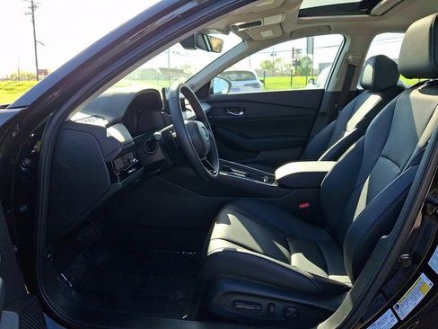 Certified 2025 Honda Accord EX-L image 13