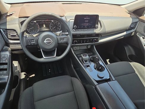 Used 2023 Nissan Rogue S AWD/4WD image 11