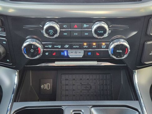 New 2025 Ford F150 Lariat w/ Equipment Group 502A High image 19