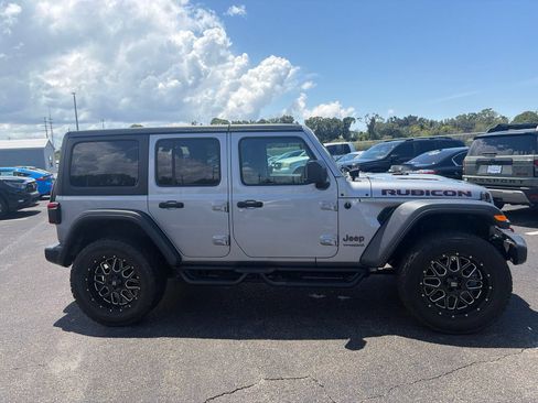 Used 2018 Jeep Wrangler Unlimited Rubicon AWD/4WD image 8