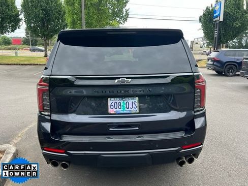 Used 2025 Chevrolet Suburban Z71 AWD/4WD image 6