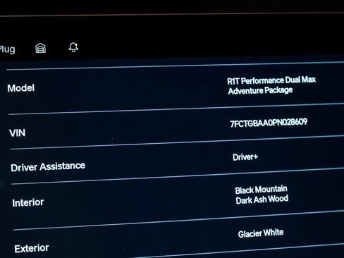 Used 2023 Rivian R1T Adventure image 36