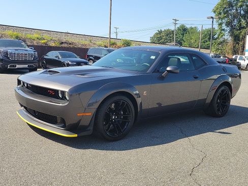 Used 2023 Dodge Challenger R/T Scat Pack image 3
