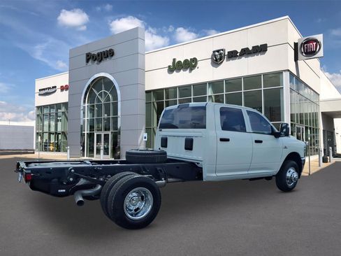 New 2026 RAM 3500 Tradesman w/ Chrome Appearance Group A AWD/4WD image 2