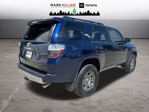 Certified 2019 Toyota 4Runner TRD Off-Road Premium AWD/4WD image 6