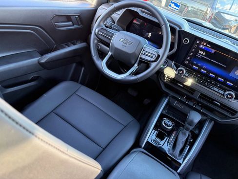 Certified 2025 Chevrolet Colorado Trail Boss AWD/4WD image 14