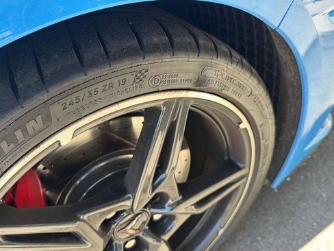 Used 2021 Chevrolet Corvette Stingray Premium Cpe w/ Z51 Performance Package image 18