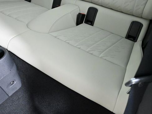 Certified 2025 MINI Cooper 2-Door Hardtop image 29