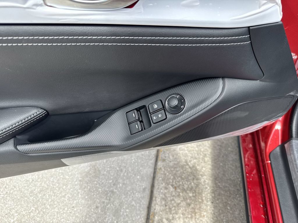 New 2026 MAZDA MX-5 Miata Club w/ Interior Package RWD image 38