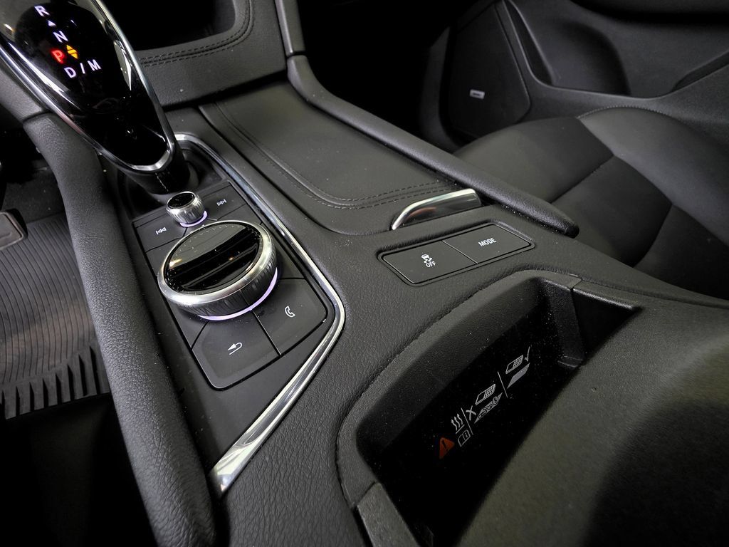 Used 2025 Cadillac XT6 Sport w/ LPO, Floor Liner Package AWD/4WD image 48