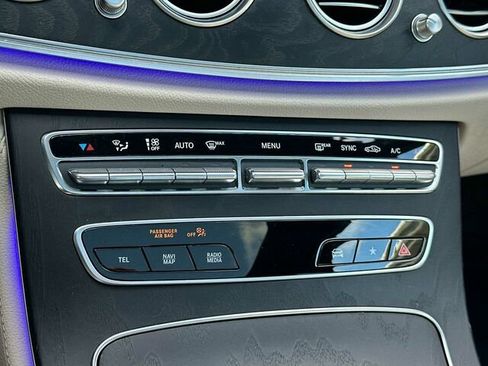 Used 2022 Mercedes-Benz E 350 Sedan image 22