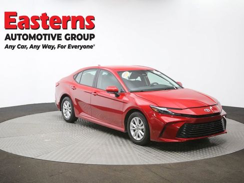 Used 2025 Toyota Camry LE FWD image 49