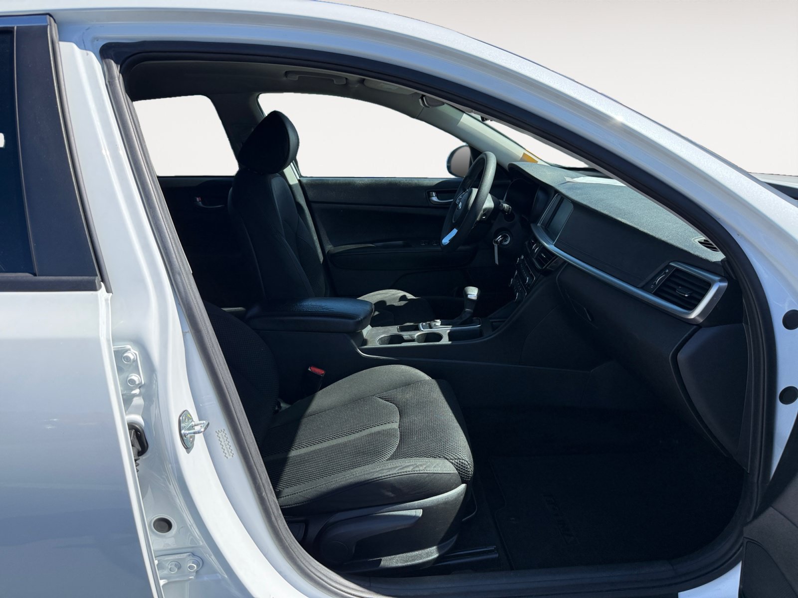 Used 2020 Kia Optima LX FWD image 19