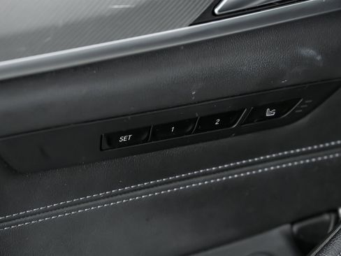 Used 2020 BMW M5 w/ Executive Package image 19