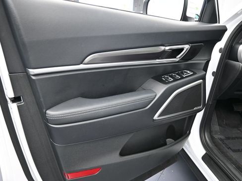 Used 2023 Kia Telluride S w/ S Sunroof Package image 16