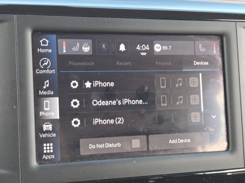 Used 2022 Chrysler Voyager LX FWD image 16