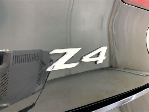 Used 2004 BMW Z4 3.0i RWD image 29