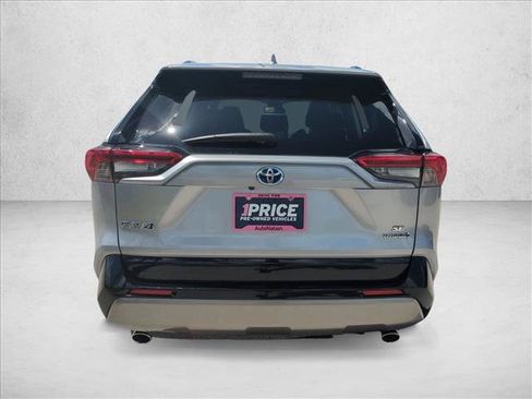 Certified 2024 Toyota RAV4 SE AWD/4WD image 7