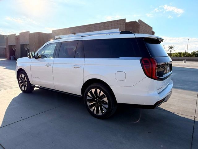 Used 2025 Ford Expedition Max Platinum w/ Driver's Package AWD/4WD image 10