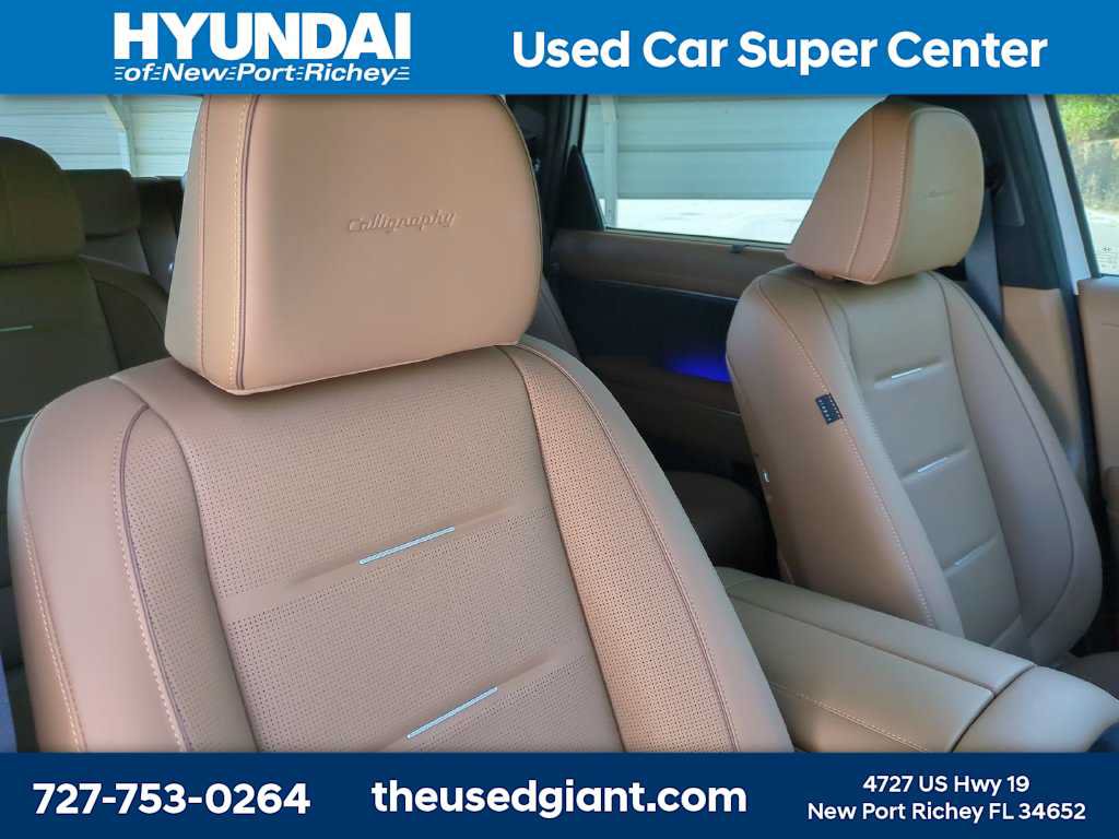 Used 2027 Hyundai Palisade Calligraphy FWD image 6