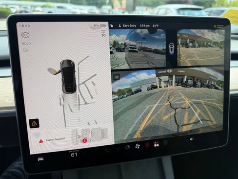 Used 2023 Tesla Model Y Long Range AWD/4WD image 30