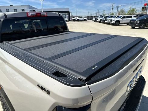 New 2026 GMC Canyon Elevation w/ Convenience Package image 23