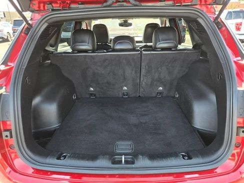 Used 2025 Jeep Compass Trailhawk AWD/4WD image 16