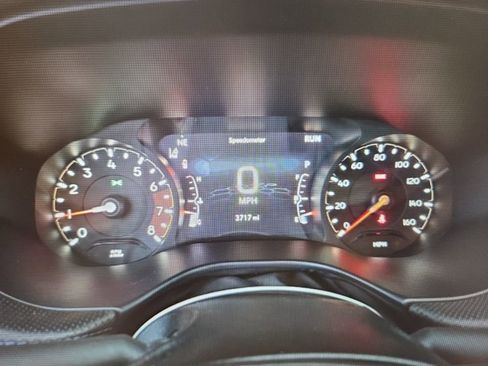 Used 2025 Jeep Compass Latitude w/ Convenience Group image 7