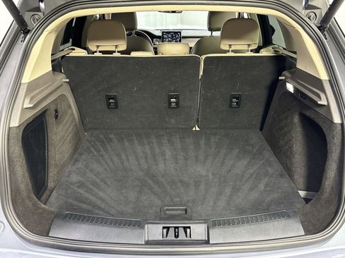 Used 2022 Lincoln Corsair Standard w/ Premium Package image 30