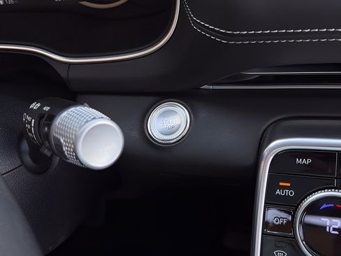 Used 2021 Genesis GV80 2.5T w/ Advanced Package 02 AWD/4WD image 17