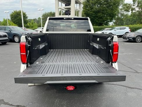 Used 2026 Toyota Tacoma SR5 RWD image 9