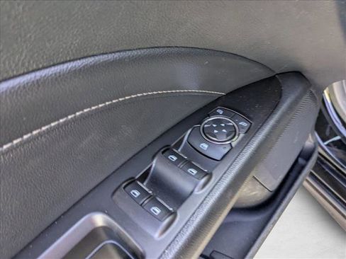 Used 2018 Ford Fusion Titanium image 9