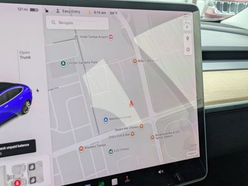 Used 2020 Tesla Model 3 Standard Range Plus image 19