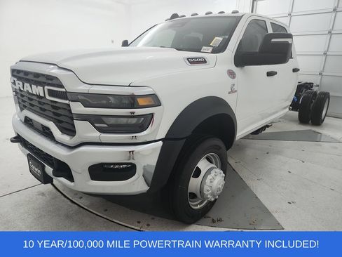 New 2026 RAM 5500 Tradesman w/ Chrome Appearance Group AWD/4WD image 4