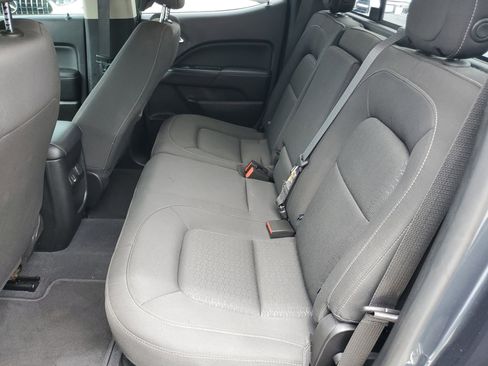 Used 2019 GMC Canyon SLE w/ Elevation Edition RWD image 11