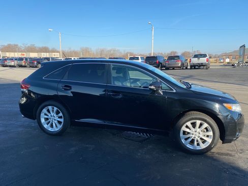 Used 2013 Toyota Venza LE image 4