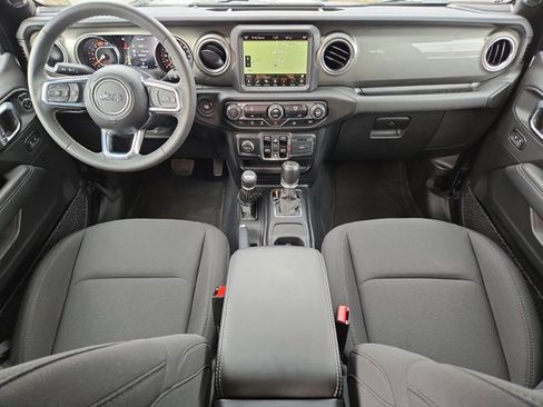 Used 2023 Jeep Wrangler Unlimited Sahara image 16