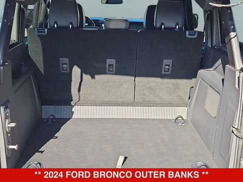 Used 2024 Ford Bronco Outer Banks AWD/4WD image 33