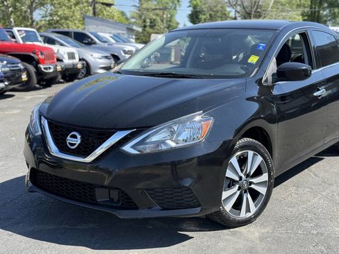 Used 2019 Nissan Sentra SV w/ Special Edition Package image 3