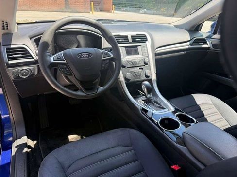 Used 2013 Ford Fusion SE FWD image 7