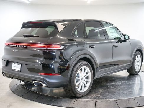 New 2026 Porsche Cayenne AWD/4WD image 9
