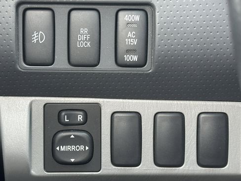 Used 2006 Toyota Tacoma TRD Off Road 4WD image 34