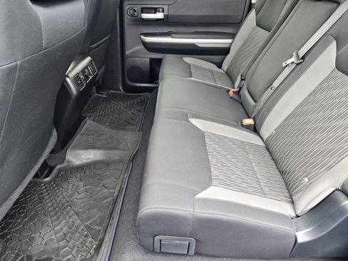 Used 2016 Toyota Tundra SR5 w/ SR5 Upgrade Package RWD image 27