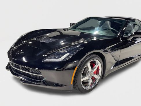 Used 2014 Chevrolet Corvette Stingray Coupe w/ 2LT Preferred Equipment Group image 5