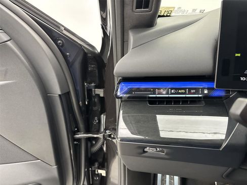 New 2026 BMW M5 image 31